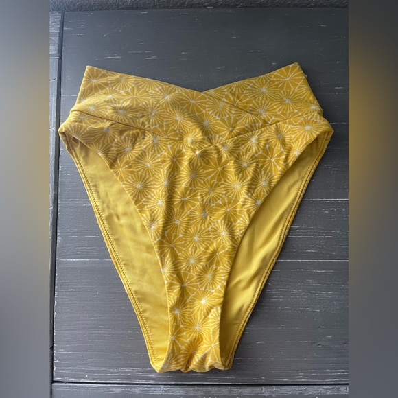 AERIE | Crossover high cut cheeky bikini bottom size small yellow shock - Picture 1 of 7